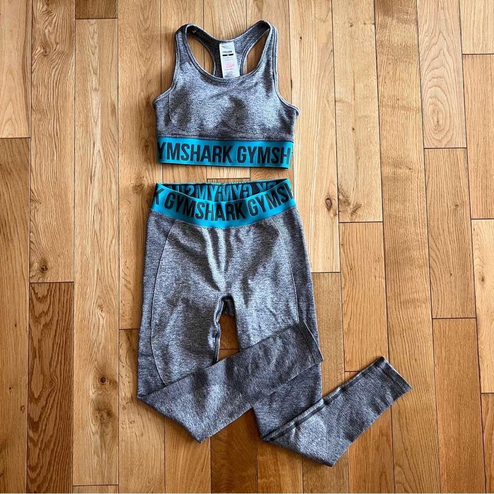 Gymshark Gray Sports Bra with Blue Accents